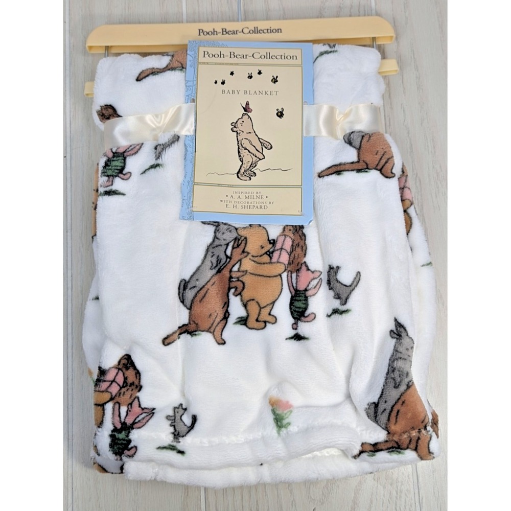Disney Pooh Bear Collection Baby blanket NEW Classic Kanga Piglet Gray Rabbit